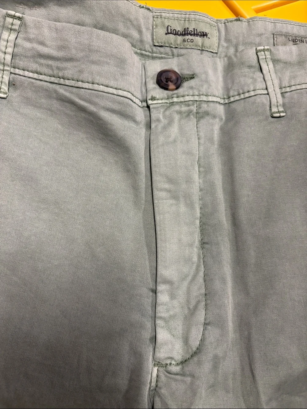 Goodfellow & Co Light Olive Men's Flat Front Cotton Shorts